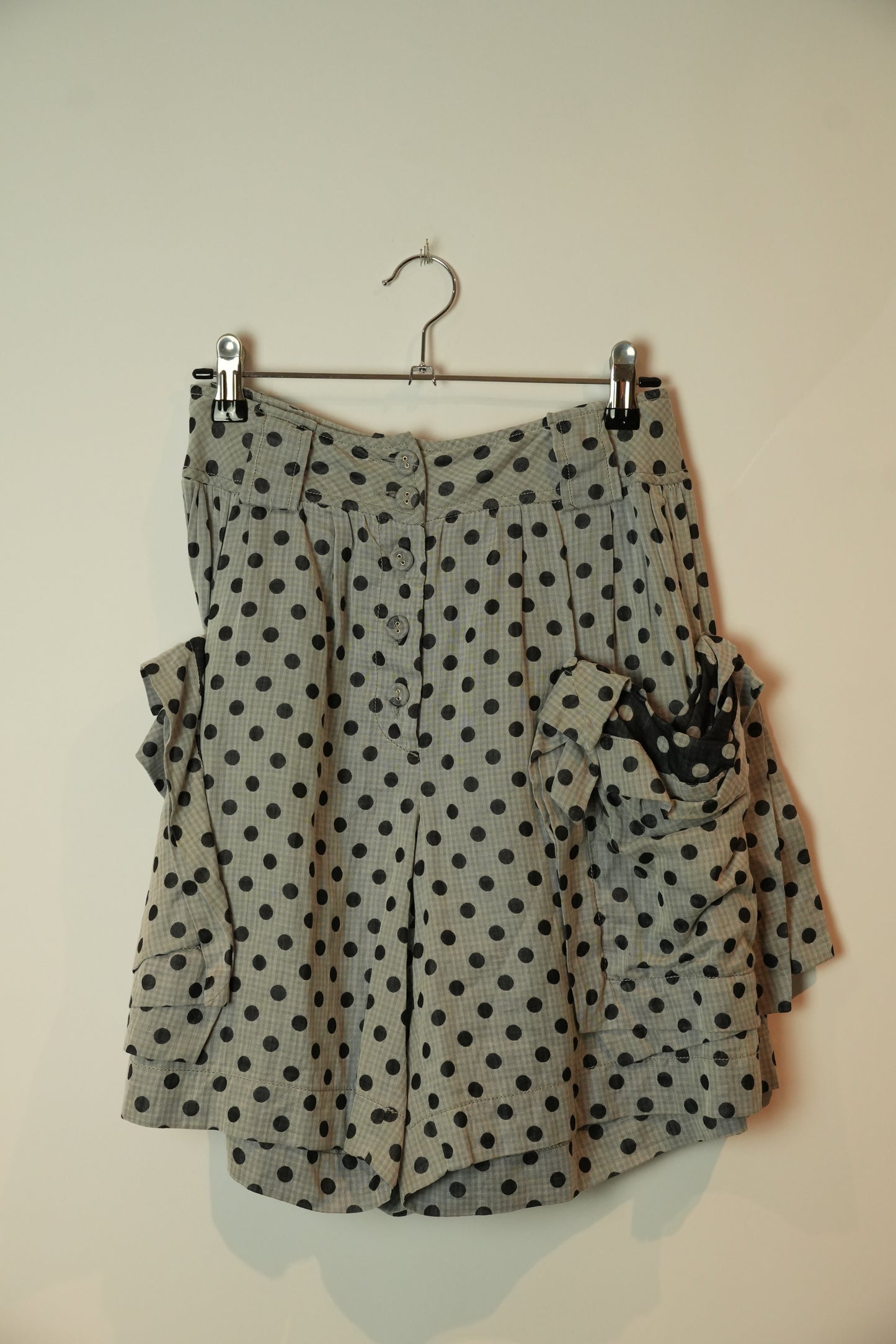 Alexander Mcqueen Grey Black Polkda Dot Shorts w Ruffle Pockets & Skirt