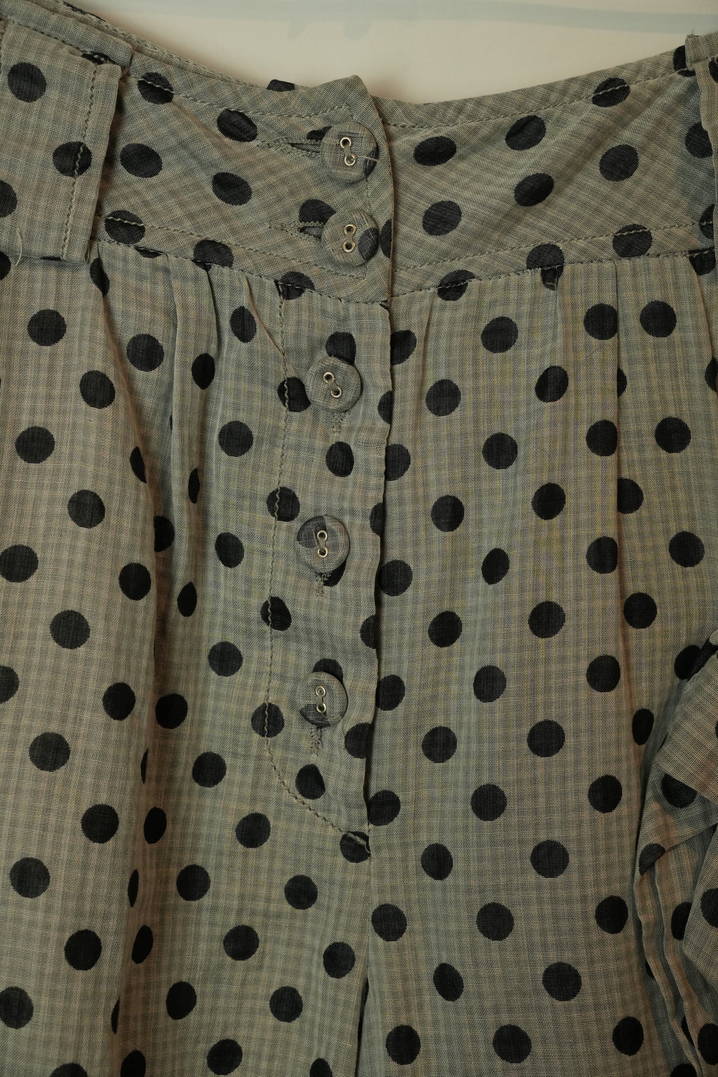 Alexander Mcqueen Grey Black Polkda Dot Shorts w Ruffle Pockets & Skirt