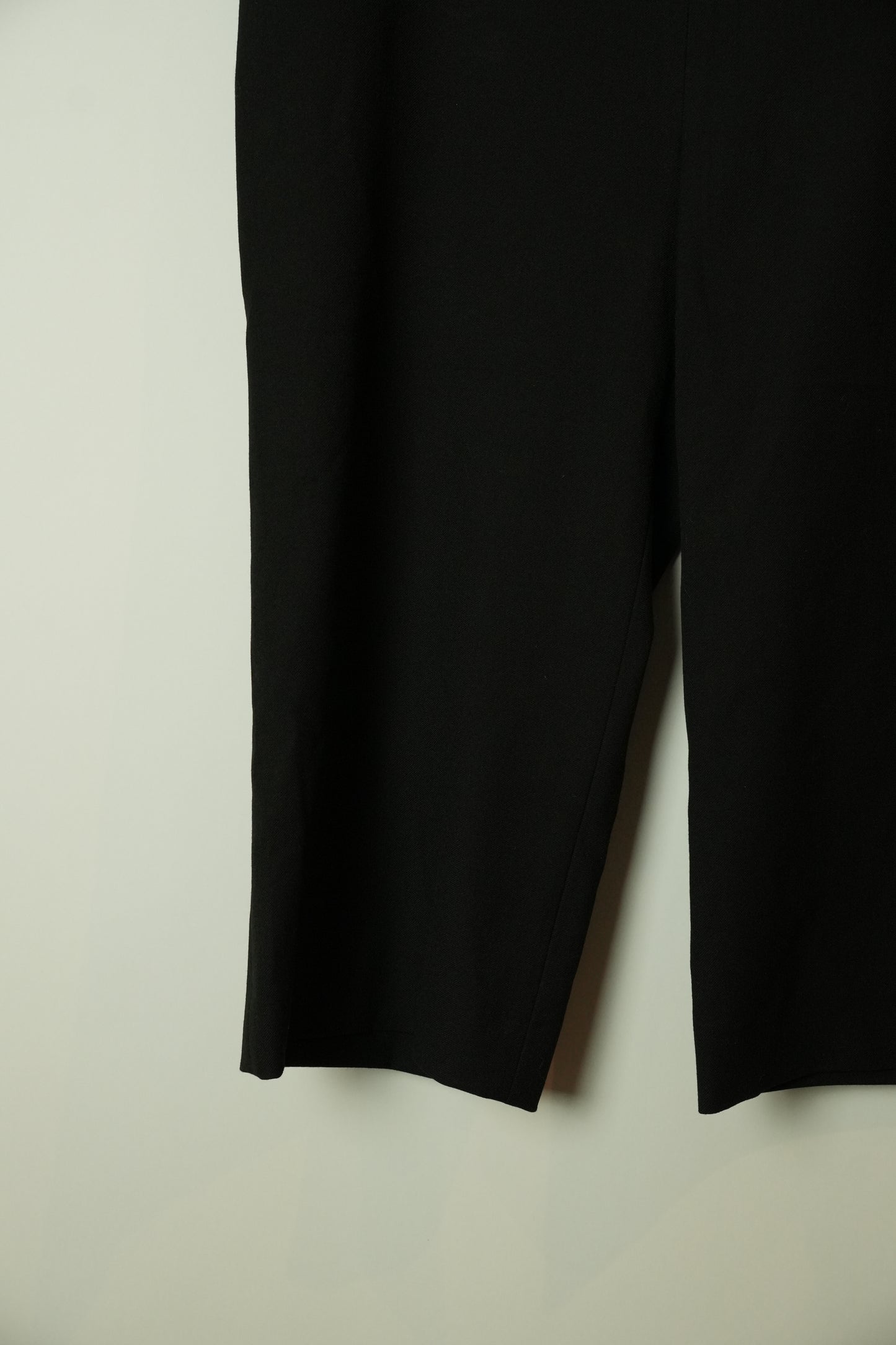 See By Chloe Contrast Stitch Side Button Down Black Capris