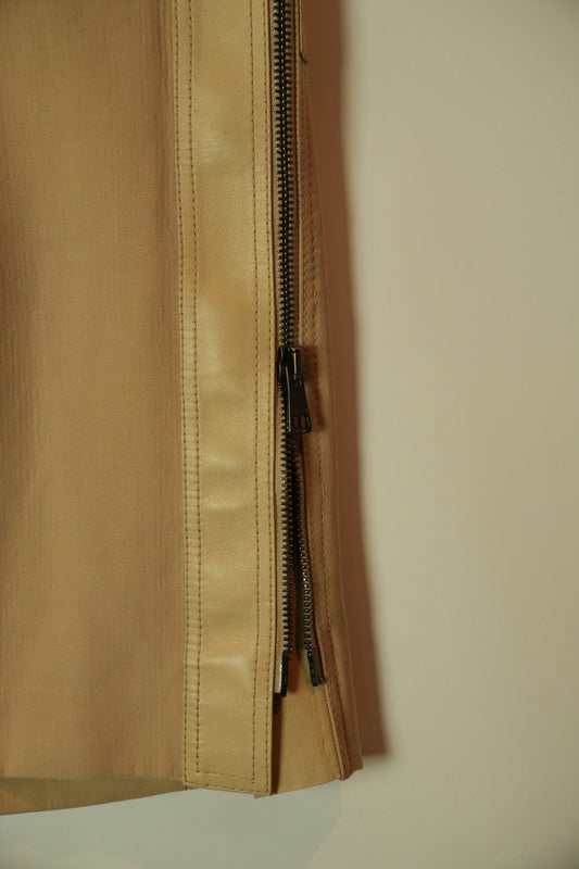 Gucci Tom Ford 2001 AW Beige Leather Trim Pocket Pencil Skirt