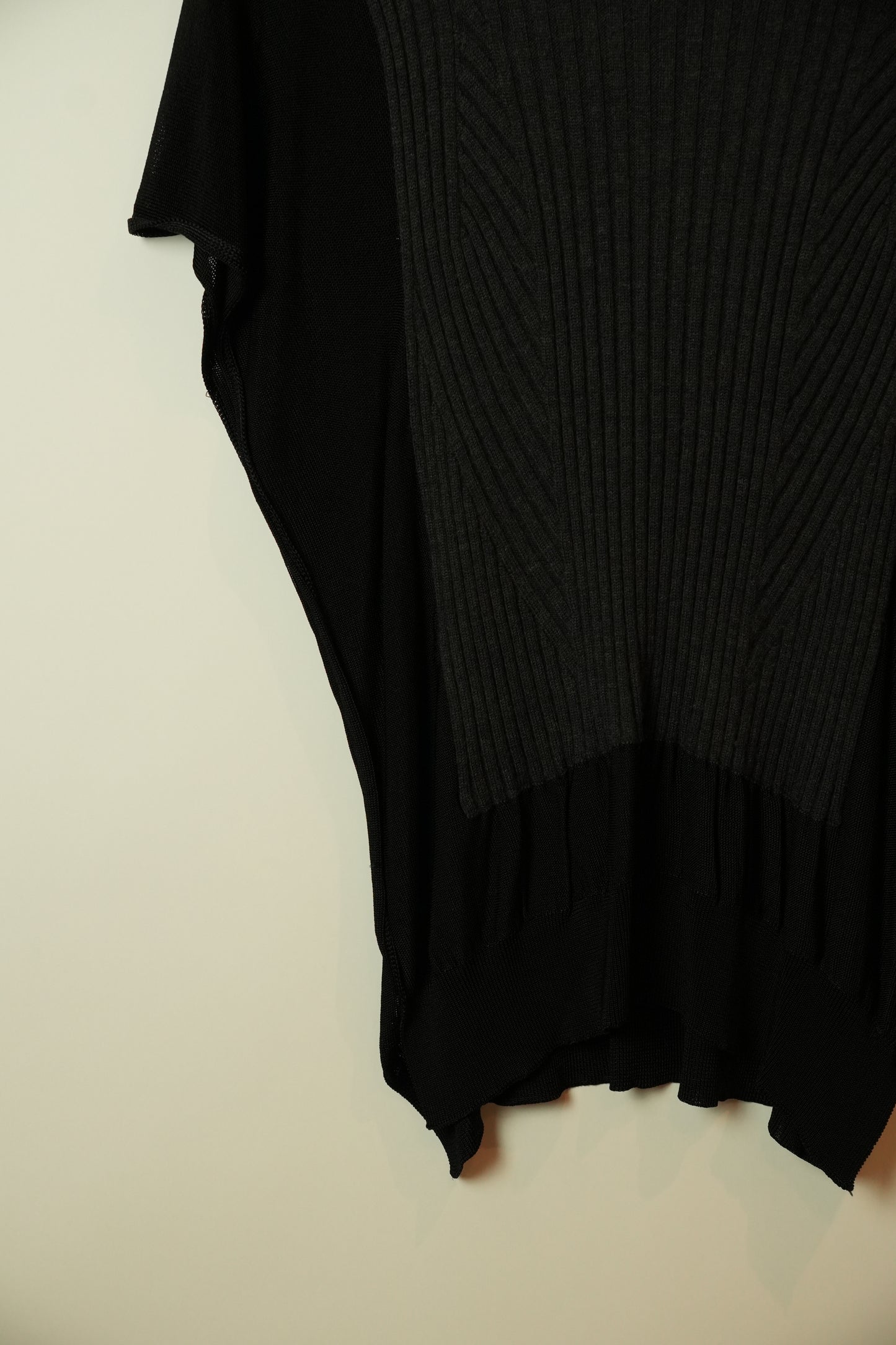 Maison Martin Margiela Black SS Top w Grey V Neck Knit