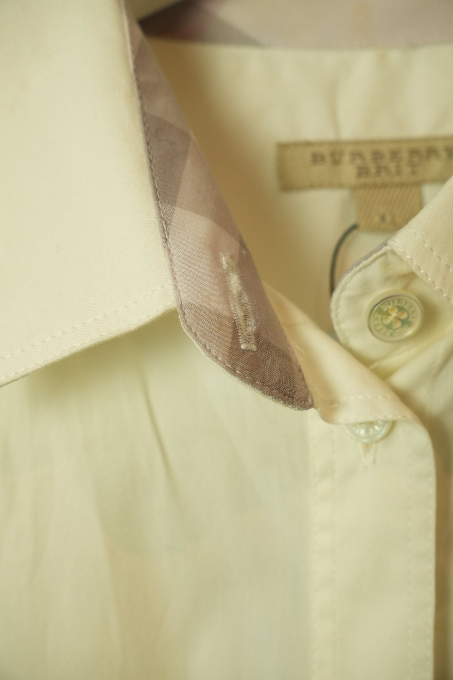 Burberry Brit White LS Button Down Blouse w Pleated Sleeve