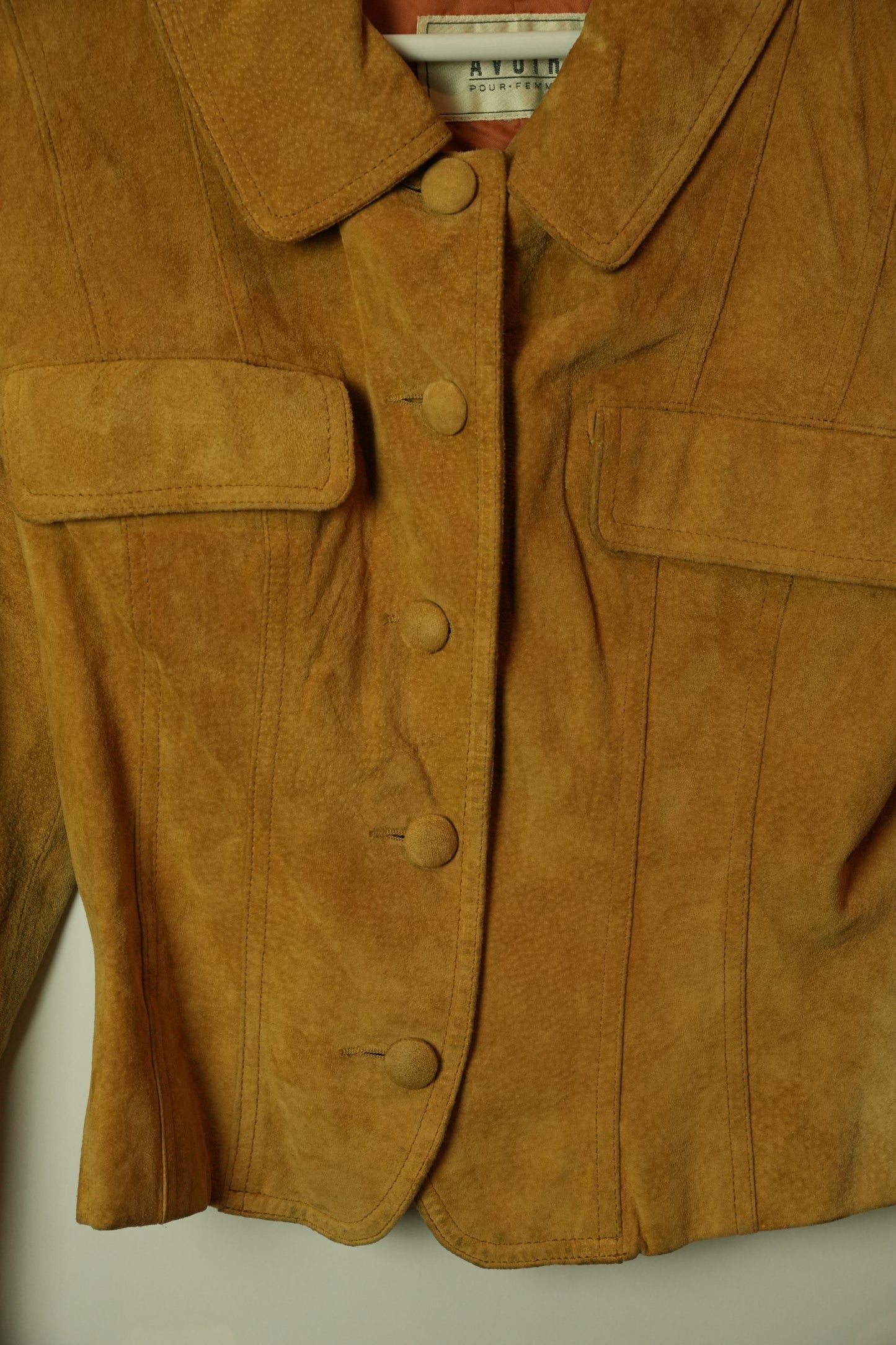 Avoir Retro Mode Suede Leather Jacket w Shoulder Pads