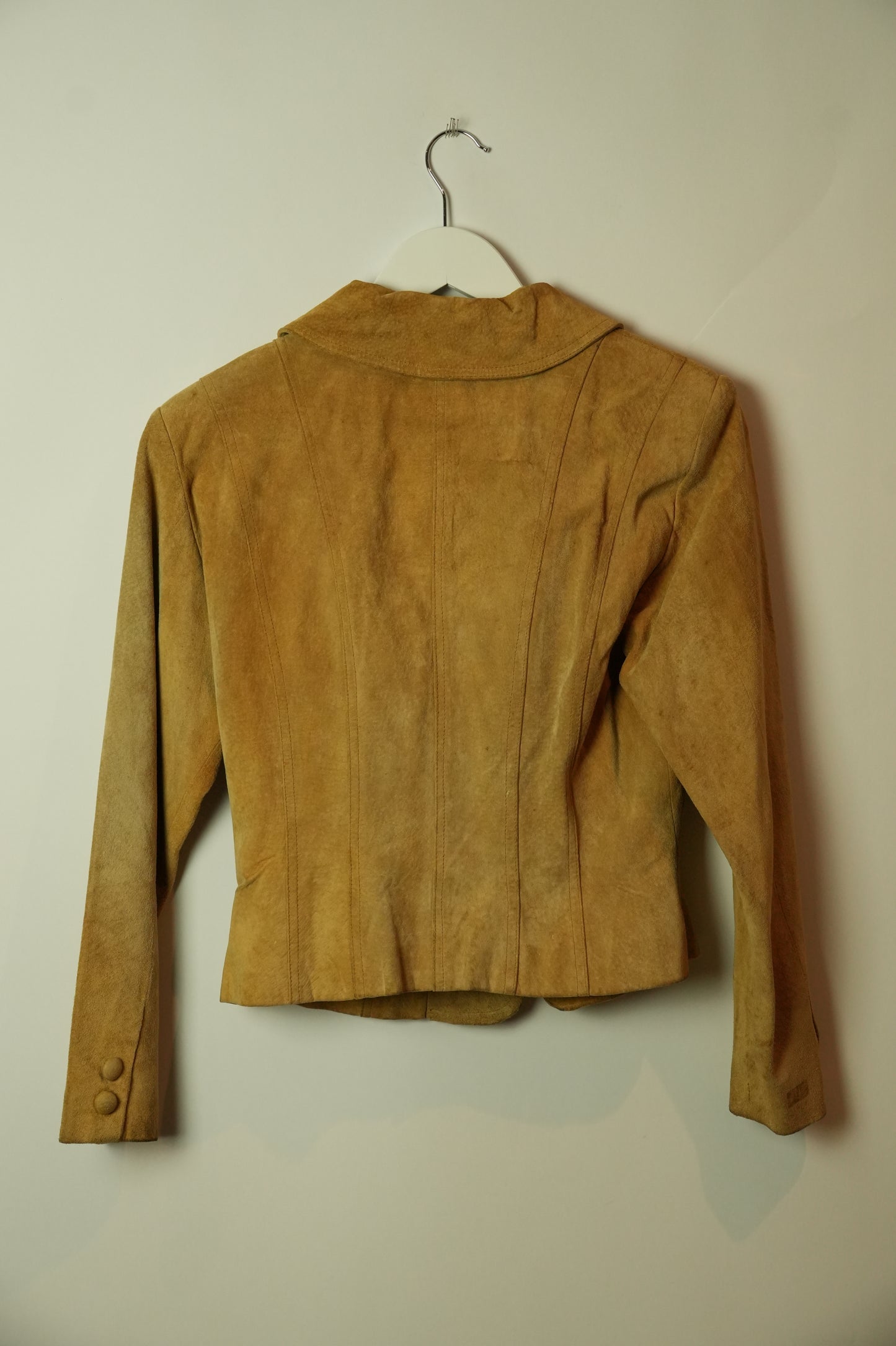 Avoir Retro Mode Suede Leather Jacket w Shoulder Pads