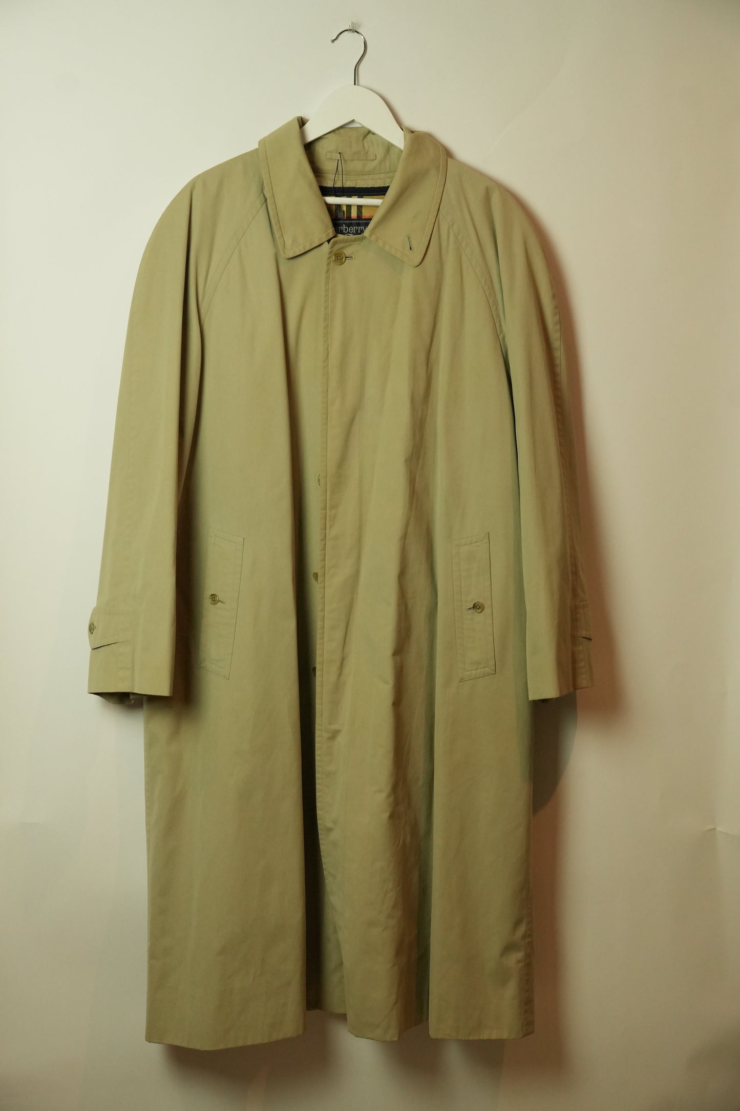 Burberrys Long Trench Coat Single Breasted
