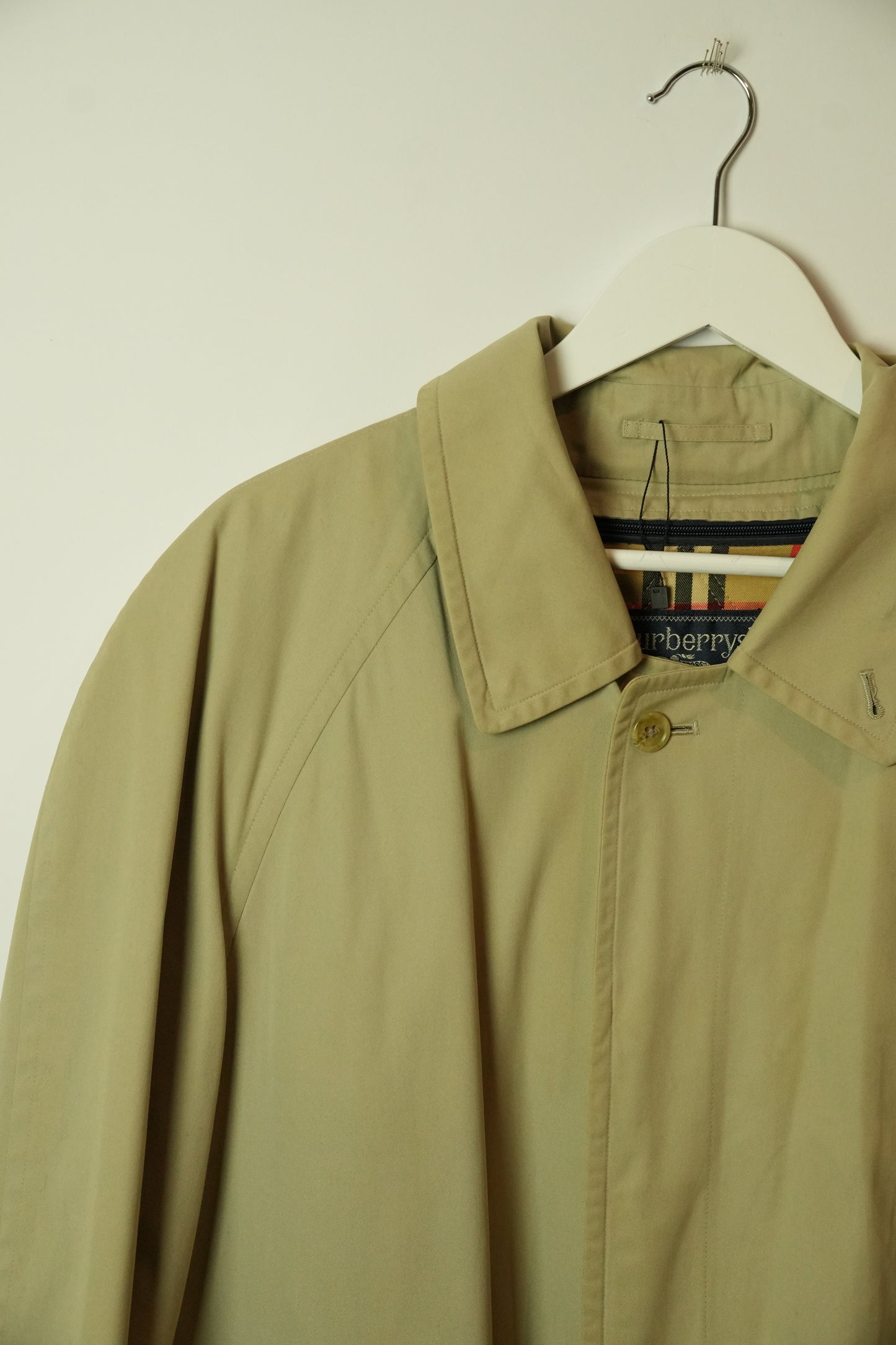 Burberrys Long Trench Coat Single Breasted