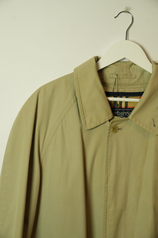 Burberrys Long Trench Coat Single Breasted