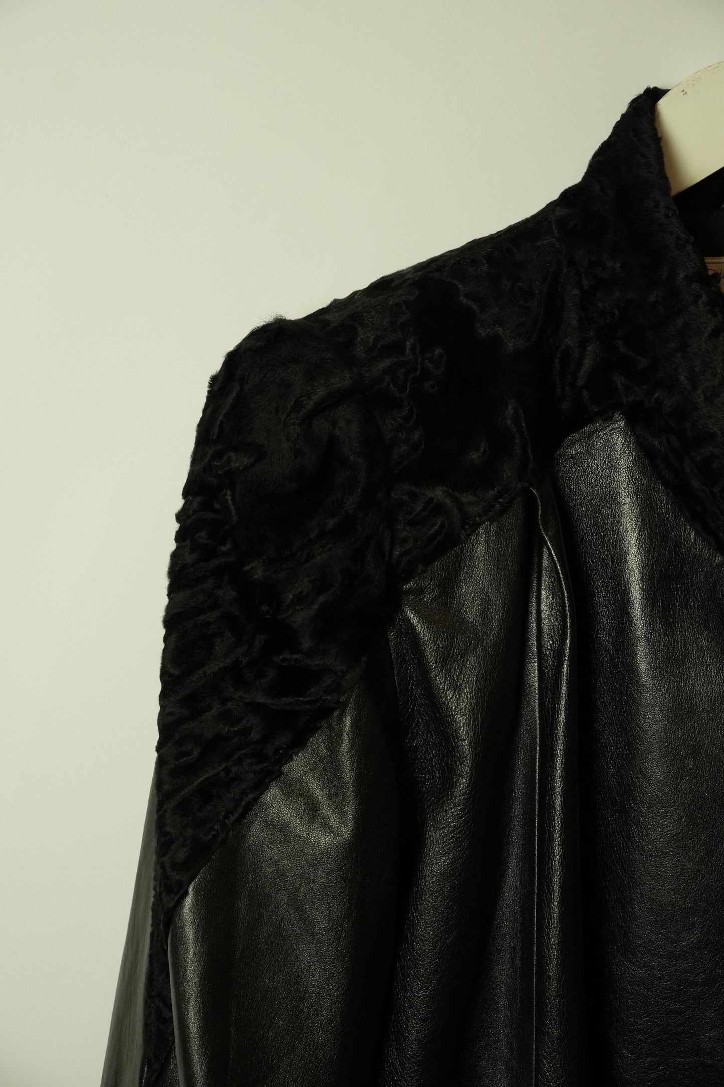 Charles Jourdan Lamb Leather Fur Shoulder Coat