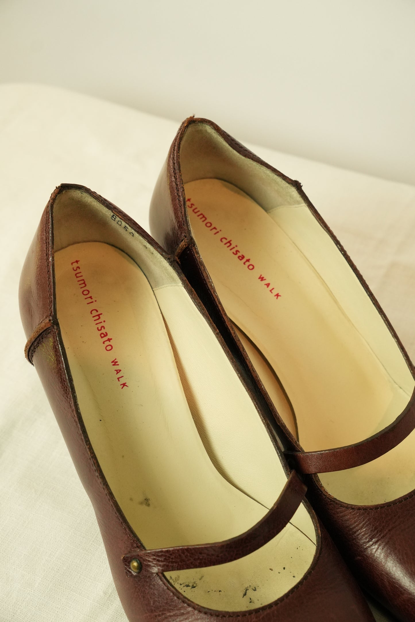 Tsumori Chisato Walk Stitch Heels Sz 24