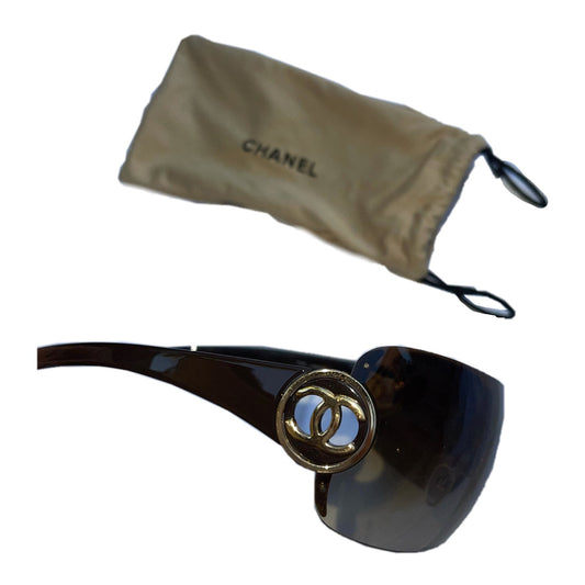 Chanel Shield CC Logo sunglasses