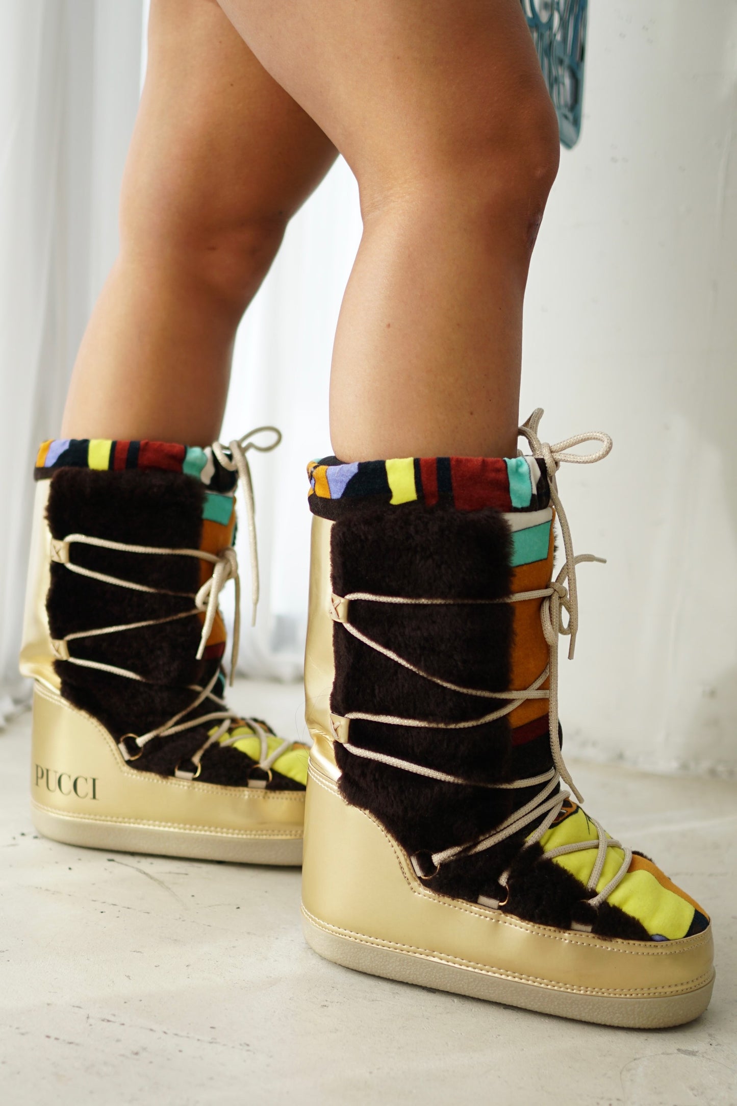 Emilio Pucci Pattern Moon Snow Boots